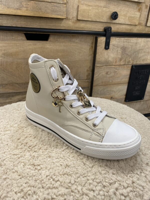 b26e43f7-fa8f-4064-943f-4c678086988b-12167-000001e487809d41_file